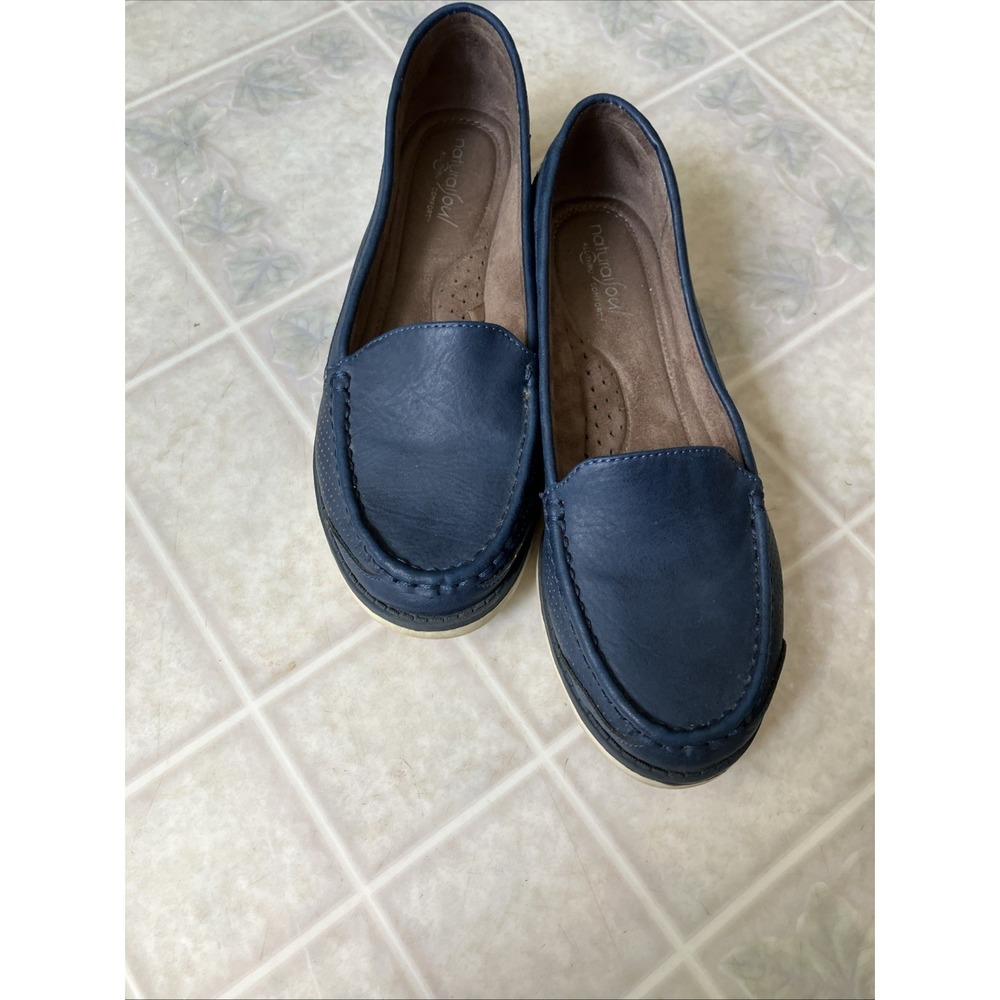 NaturalSoul‎ Slip On Shoes Sz US 7.5 Slip Vegan Blue Leather Perforated Sides